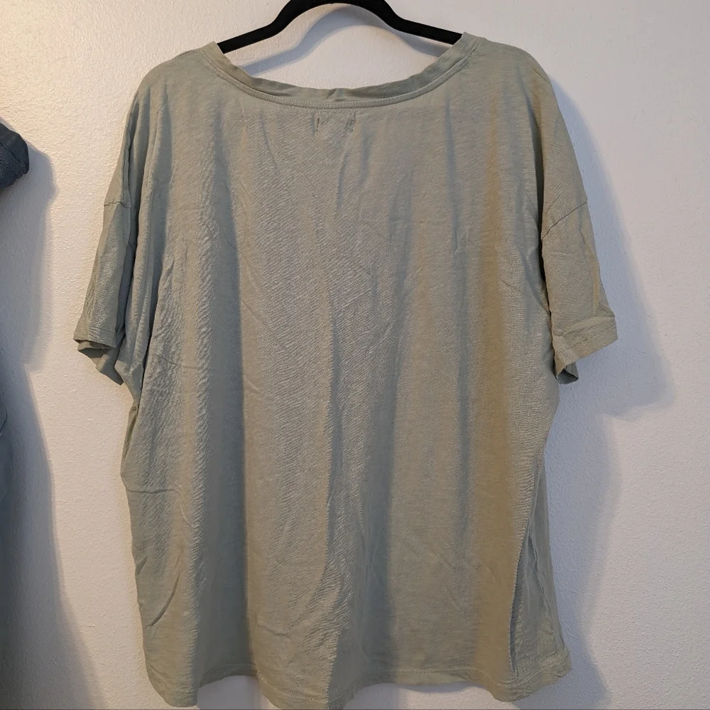 UpWest Anytime Clean Cotton V-neck Tee - Picture 3 of 4
